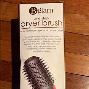 glam One Step Dryer Brush - Black and Pink